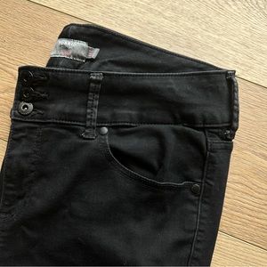 Torrid 18S Black jegging